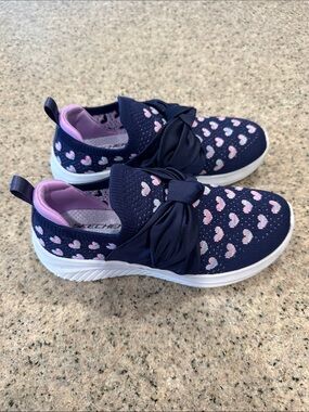 Sketchers memory foam slip on sneakers (girls)